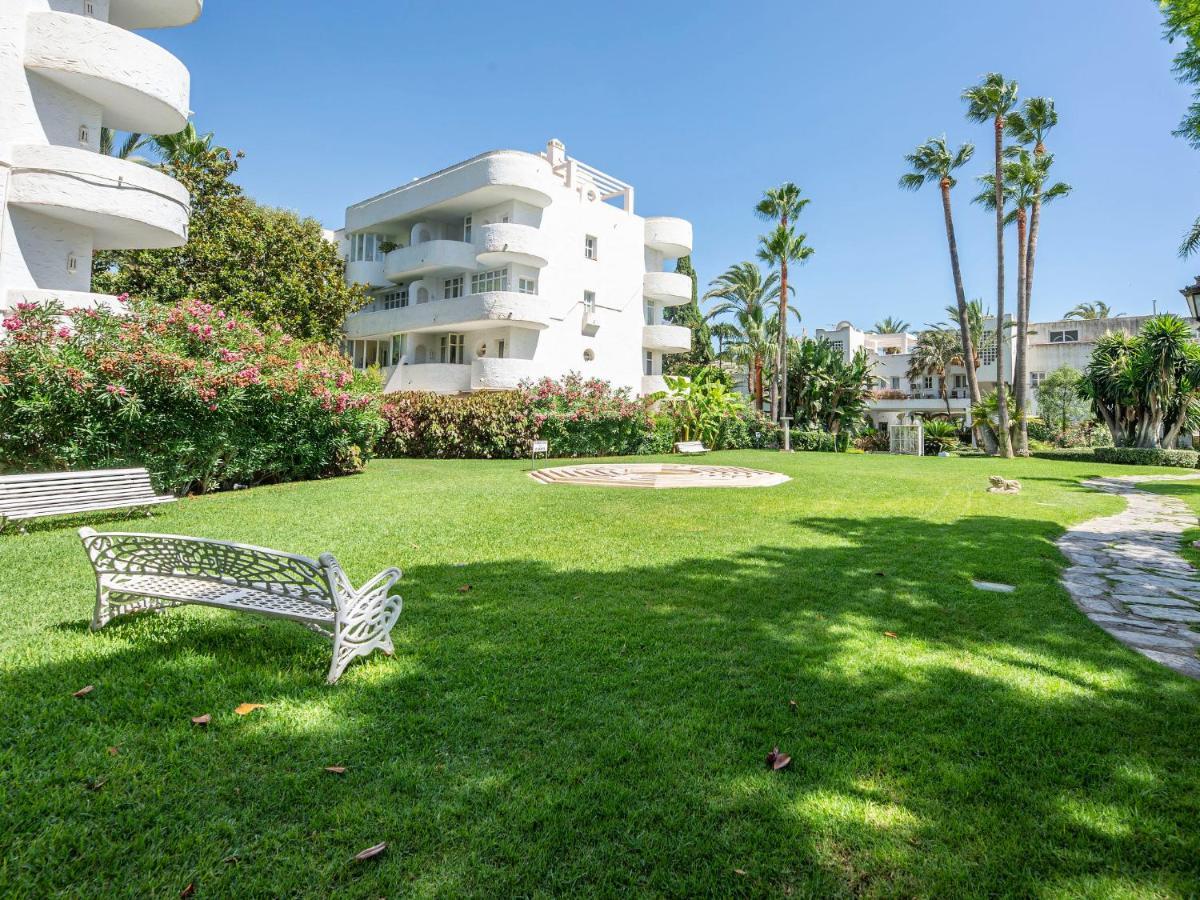 Real Gardens By Interhome Marbella