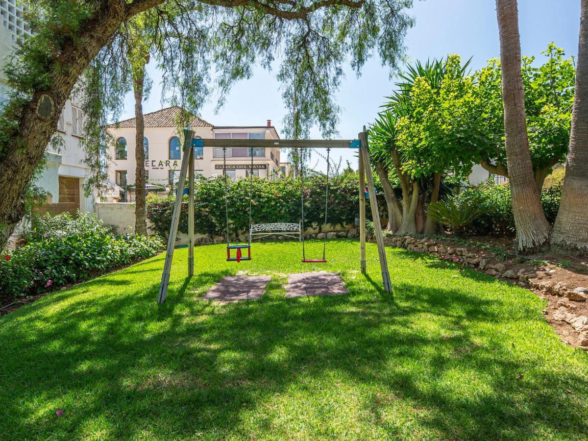 Real Gardens By Interhome